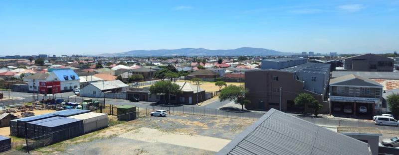 To Let commercial Property for Rent in Maitland Western Cape
